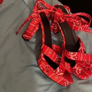 Tie around the leg red bandanna heels